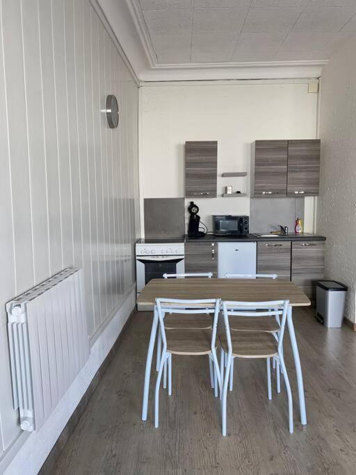Studio Spacieux Proche Du Centre Ville มองต์ซู-เลส์-มินส์ ภายนอก รูปภาพ